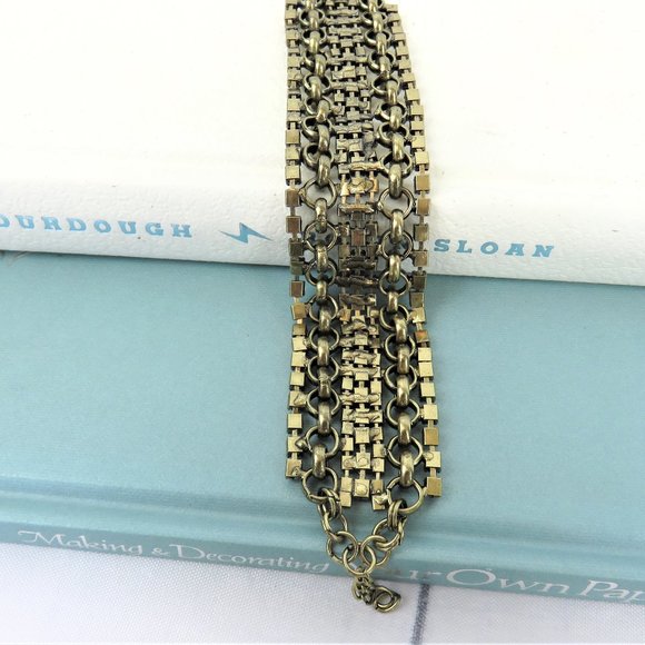 Rhinestone Gold-Tone Chain Link Bracelet....80124 - Picture 6 of 6